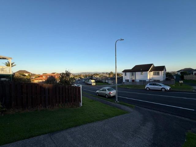 lynfield, 6+ bedrooms