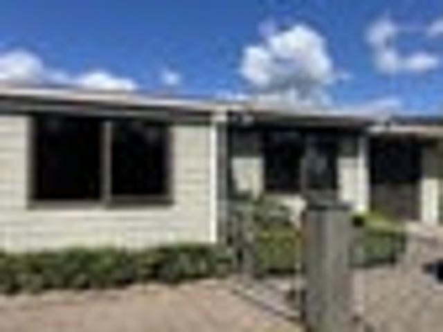Lynmore, 3 bedrooms, $700 pw