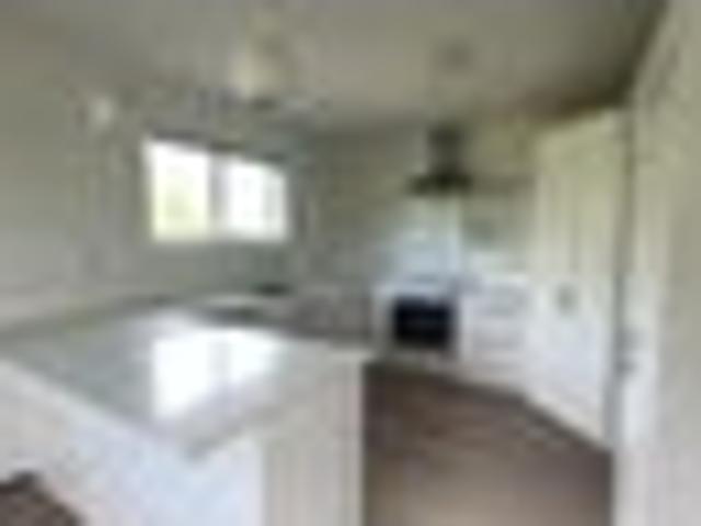 Lynmore, 4 bedrooms, $1050 pw