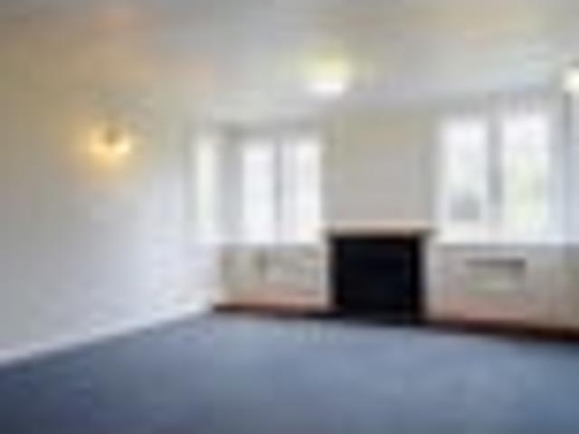 Lynmouth, 3 bedrooms, $650 pw