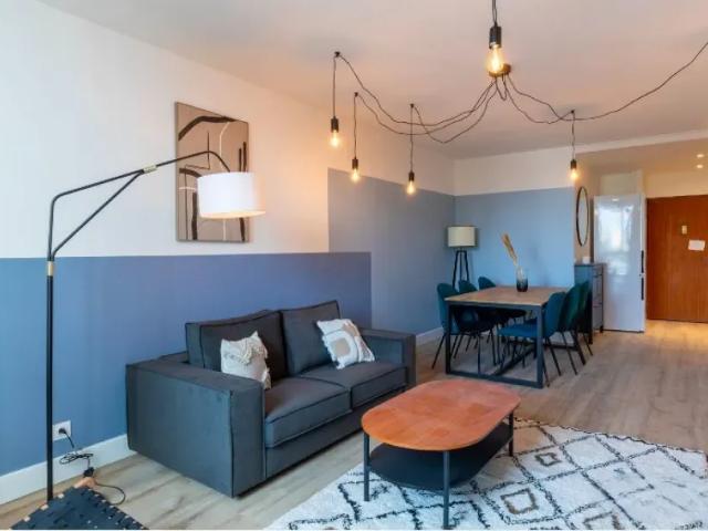 Lyon Appartement 1 pièce 9.76 m²