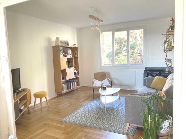 Lyon 1 Location Appartement 69