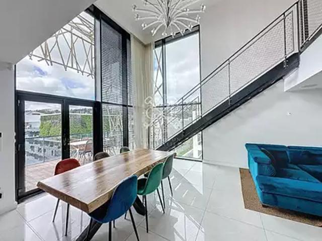 Lyon 2ème 69002 Location appartement 4 pièces t4 au dernier étage