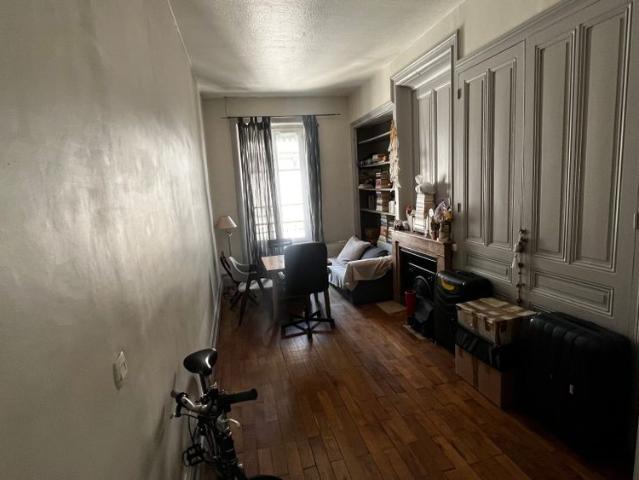 LYON 3°, T2 meublé au 4ème étage
