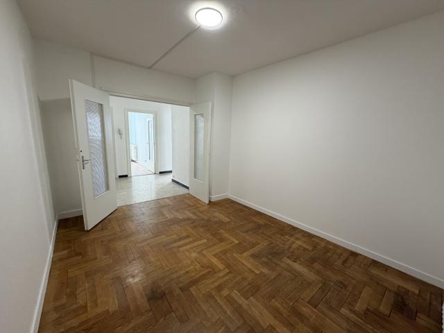 LYON 3ème BUREAUX IDÉAL PROFESSIONS LIBÉRALES STATIONNEMENT PRIVATIF