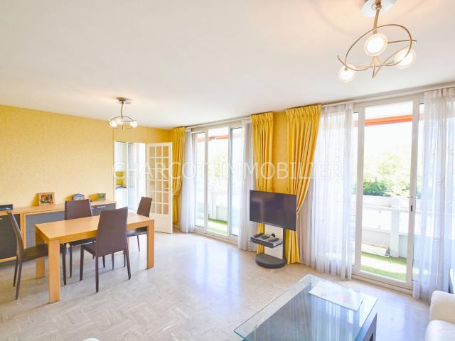 LYON 5ème Appartement T4 de 70,37 m2 avec balcon, ascenseur et vue dégagée