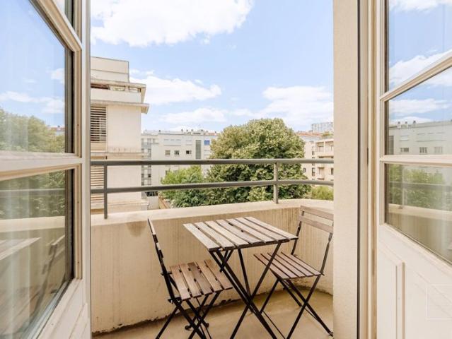LYON 6, 75.85m², Climatisé et BALCON