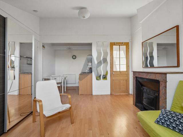 LYON 6 Foch: Studio de 23,28 m2 en dernier étage