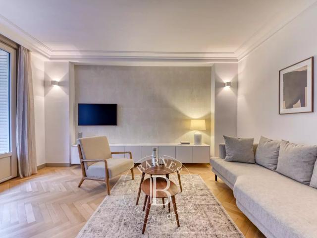 Lyon 6 Puvis de Chavannes Appartement meublé et rénové de 52,80 m² Balcon 1 Chambre