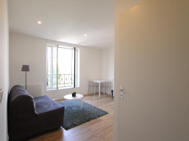Lyon 7 Location Appartement 69