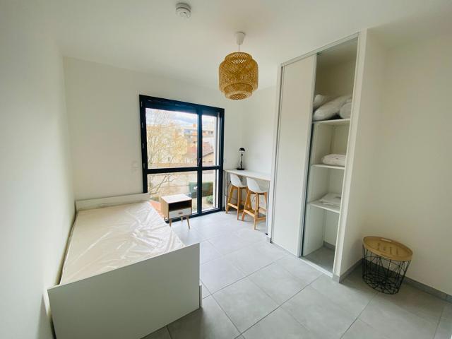Lyon 7 Location Appartement 69