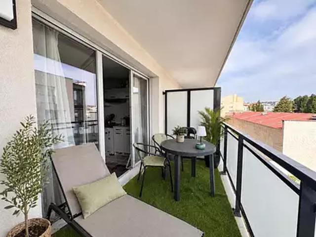 Lyon 7ème 69007 Achat / Vente appartement 2 pièces t2 cave parking