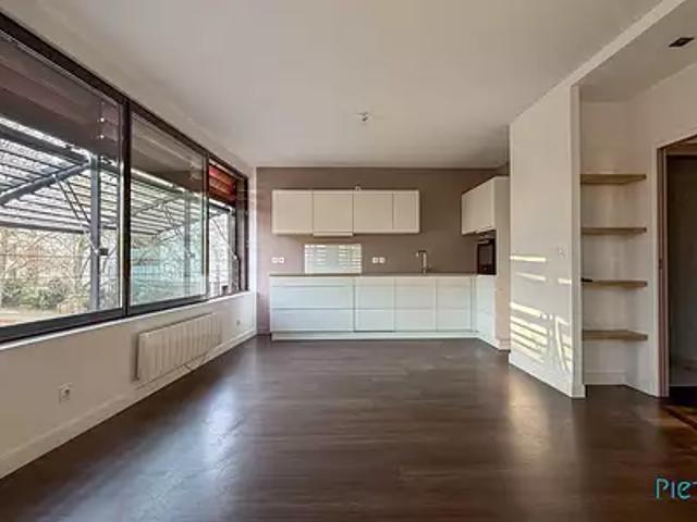 Lyon 7ème 69007 Achat / Vente appartement 2 pièces t2 au dernier étage