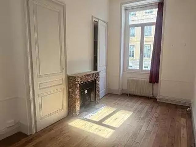 Lyon 7ème 69007 Location appartement 3 pièces t3