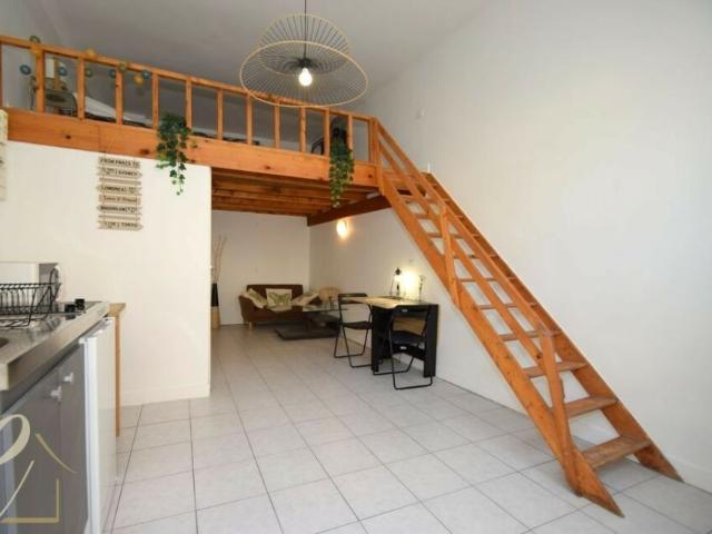 LYON 7EME Université – Joli studio meublé de 20 m² avec mezzanine de 11 m²