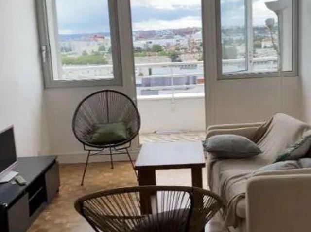 Lyon 8 Location Appartement 69