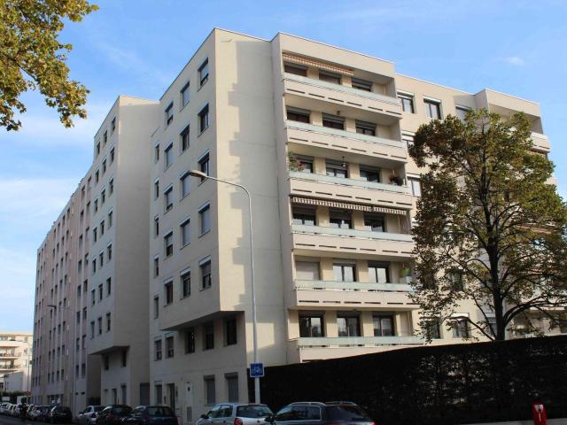 Lyon 8 Location Appartement 69