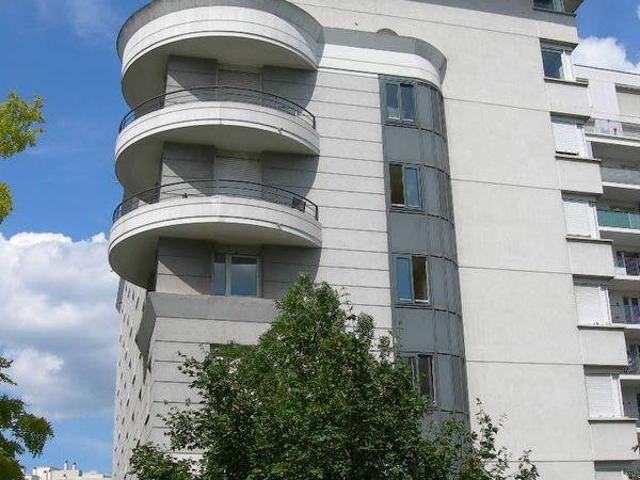 Lyon 8 Location Appartement 69