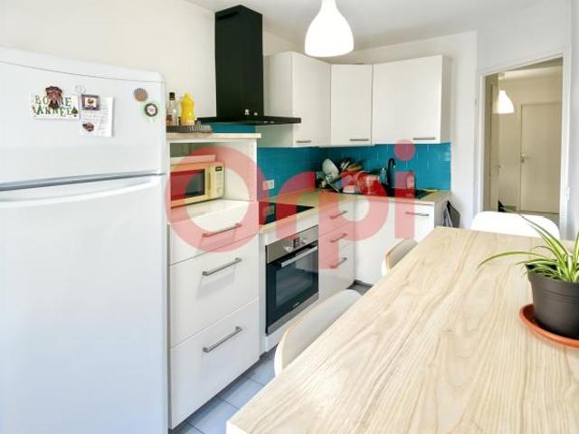 Lyon 8 Location Appartement 69