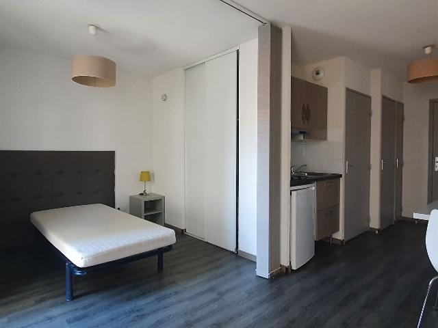 Lyon 8 Location Appartement 69