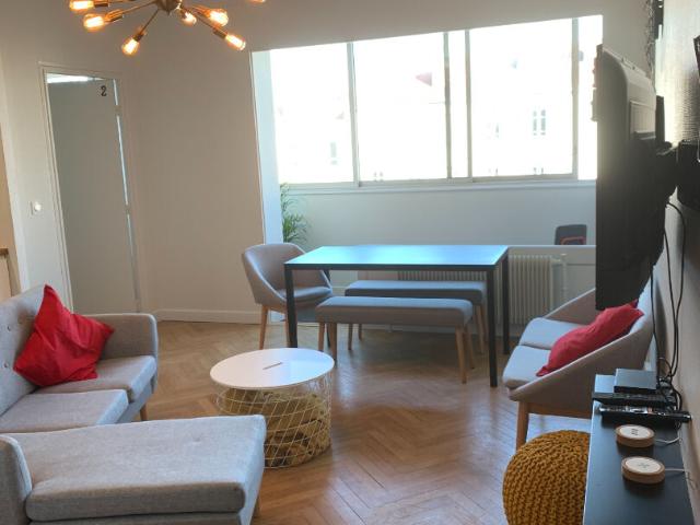 Lyon 8 Location Appartement 69