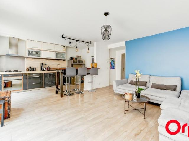 Lyon 8 Vente Duplex/triplex 69