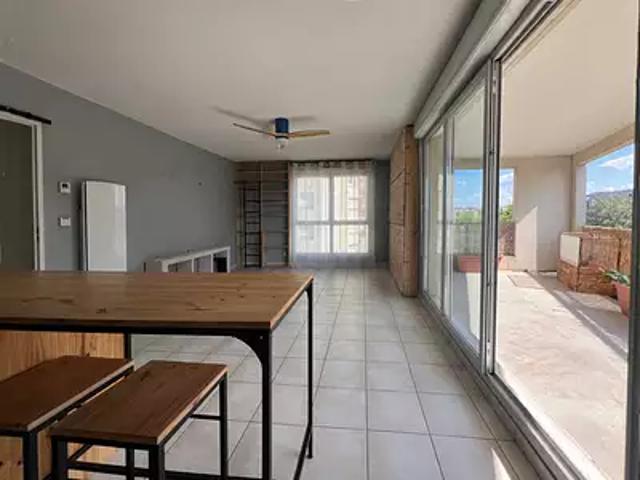 Lyon 8ème 69008 Achat / Vente appartement 3 pièces t3