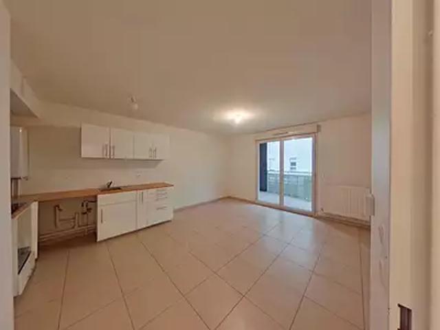 Lyon 8ème 69008 Achat / Vente appartement 2 pièces t2 terrasse