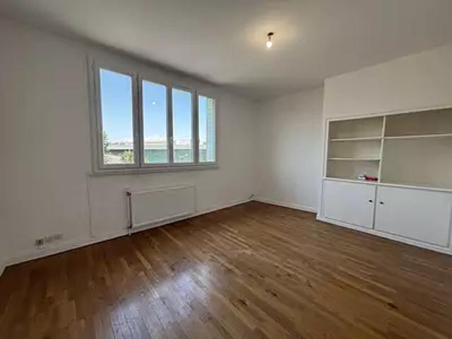 Lyon 8ème 69008 Location appartement 3 pièces t3