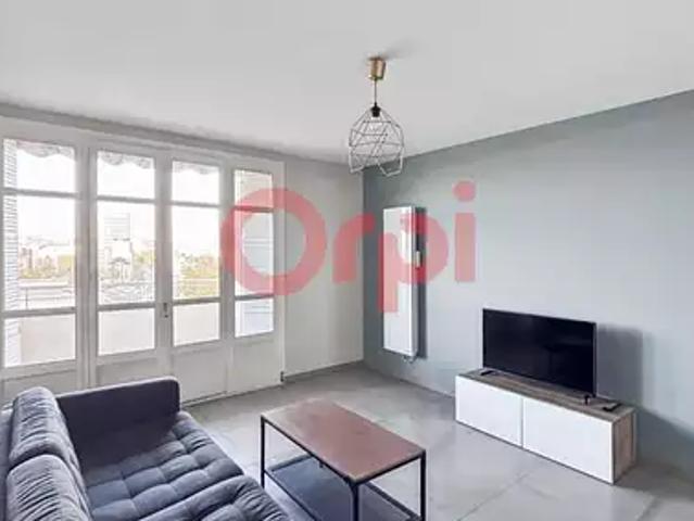 Lyon 8ème 69008 Location appartement 3 pièces t3 balcon