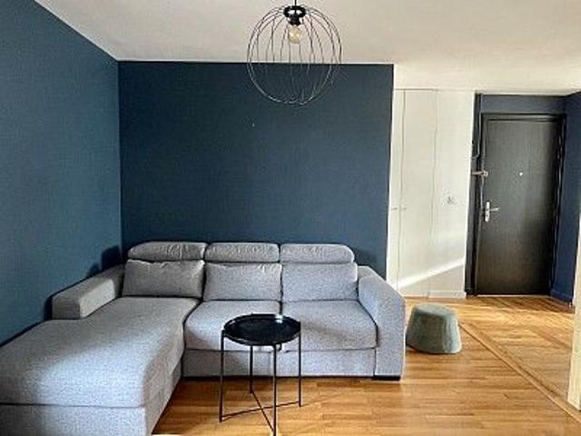 LYON 9 T3 MEUBLE