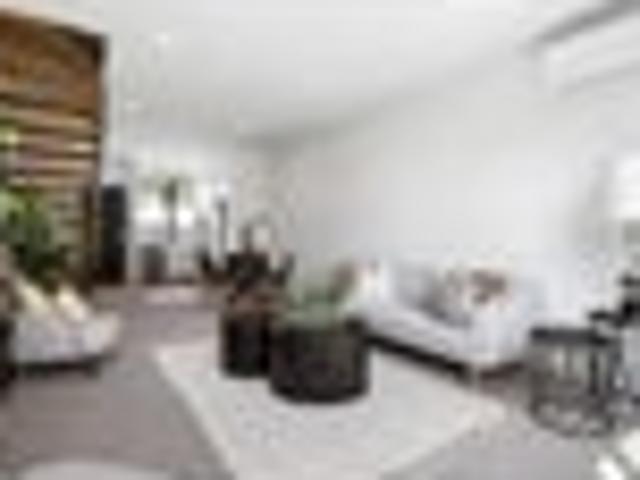 Lyall Bay, 2 bedrooms, $710 pw