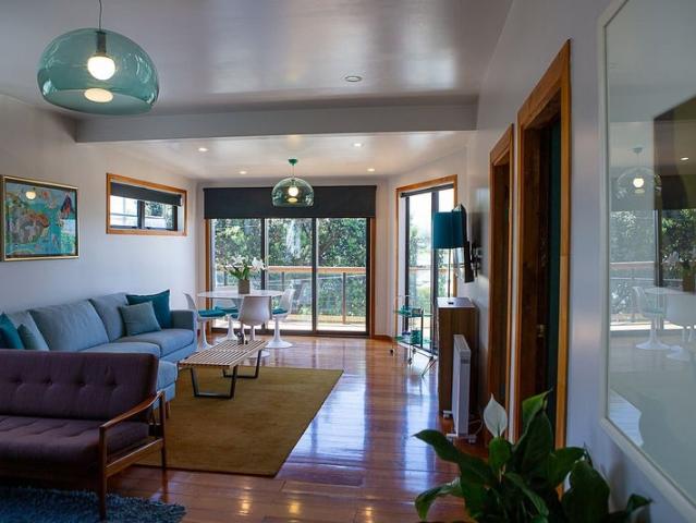 lyall bay, 2 bedrooms