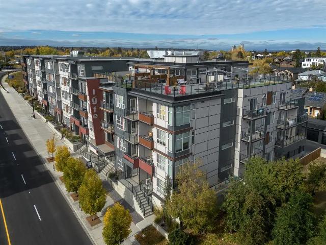 Lyfe Apartments