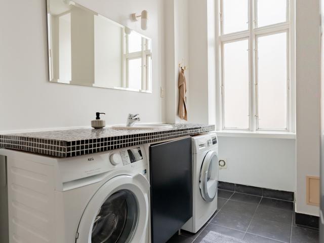 Lyst værelse i Ebbe centralt på Frederiksberg