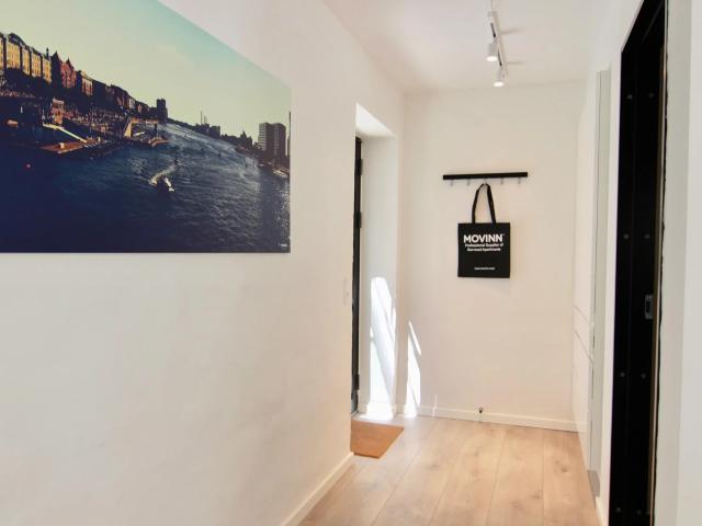 Lyst 2 værelses byhus med privat terrasse i Aarhus C