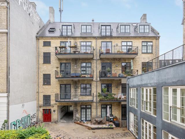 Lys 3 værelses lejlighed i København N 106 m²
