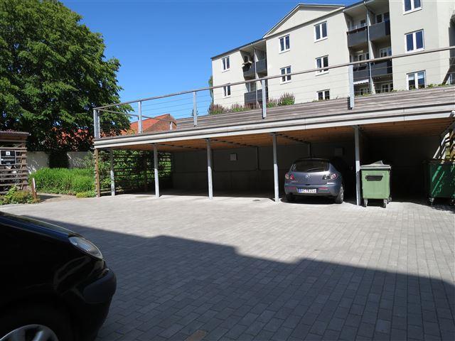 Lys 3 værelses lejlighed i Odense C