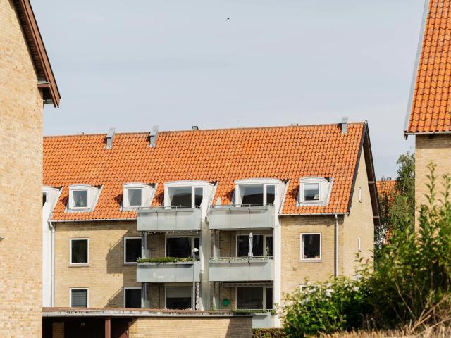 Lys 3 værelses lejlighed på 62 m² i Kastrup