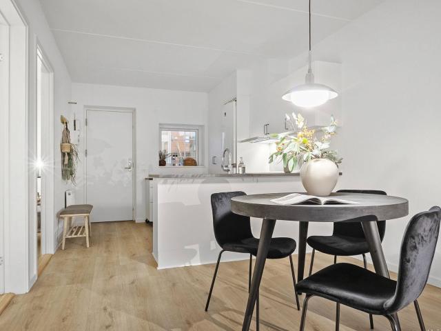 Lys 3 værelses lejlighed på 68 m² i Horsens