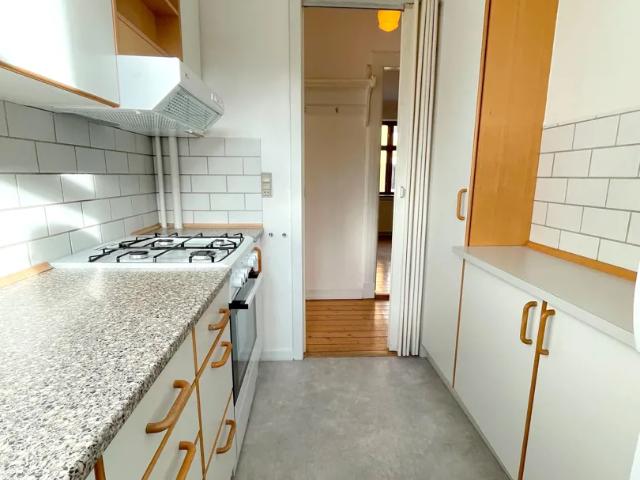 Lys 3 værelses lejlighed på 77 m² i Aalborg C