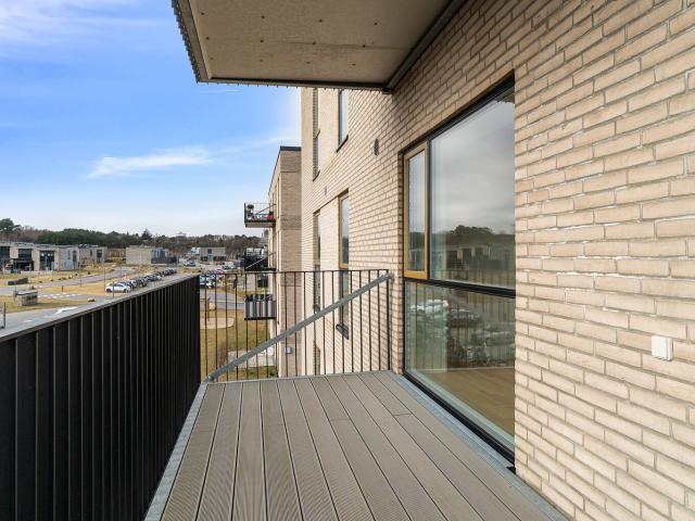Lys 3 værelses med stor altan i attraktivt område