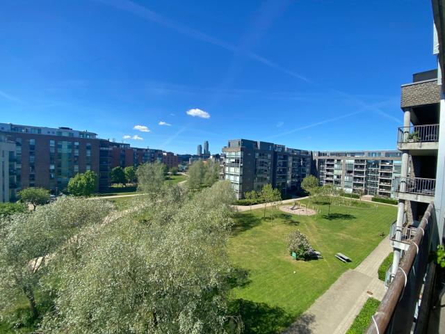 Lys 3V på Islands Brygge med stor altan