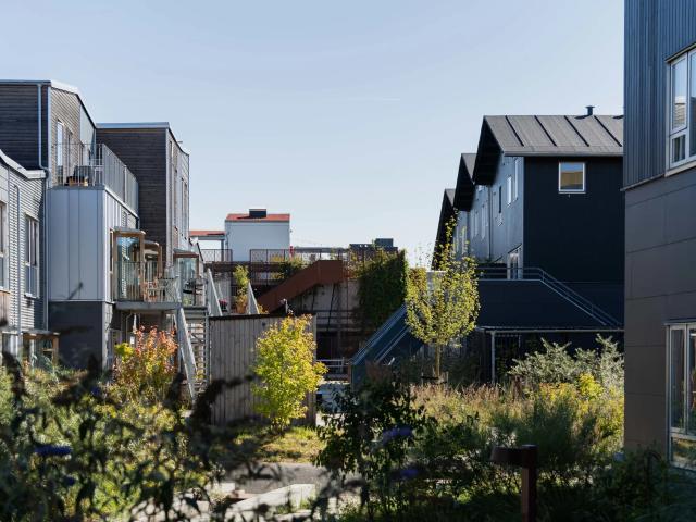 Lys 107 m² lejlighed med altan i Roskilde