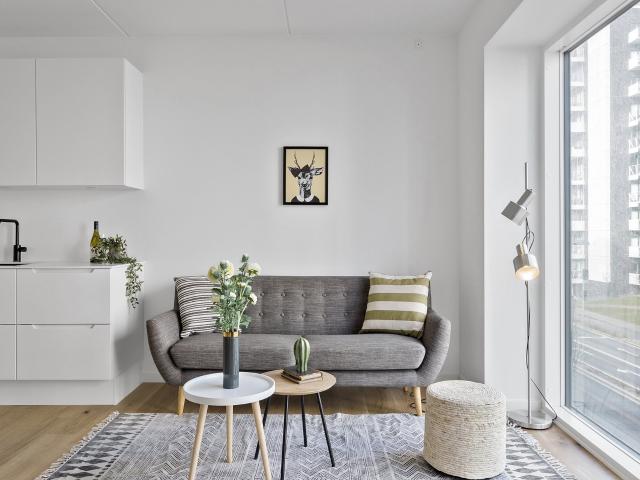 Lys 1 værelses lejlighed med stor altan, 42 m²