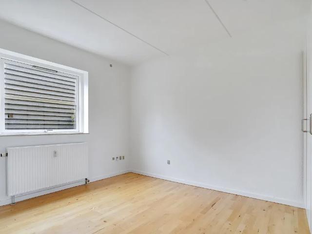 Lys 1 værelses lejlighed på 45 m² i Seden Syd