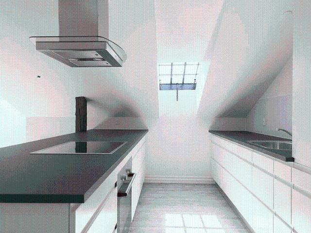 Lys 2 værelses tagbolig på 94 m² i historisk ejendom