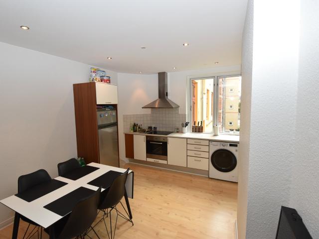 Lys 2 værelses lejlighed 63 m² i Vestbyen