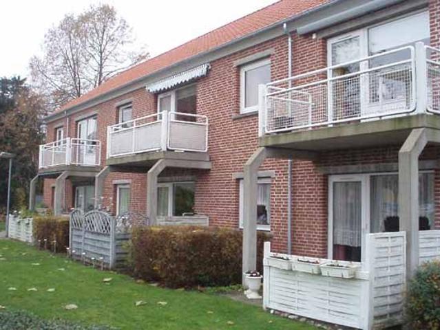 Lys 2 værelses lejlighed centralt i Odense