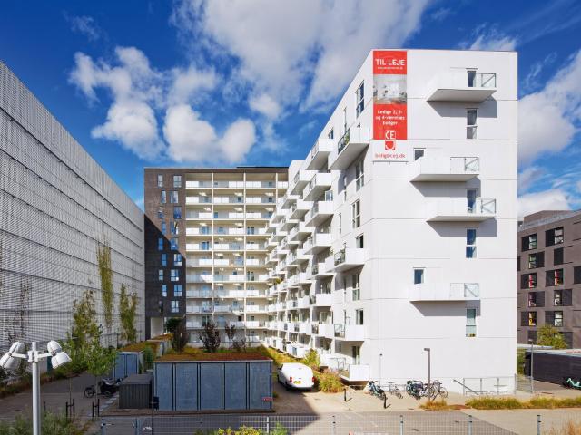 Lys 2 værelses lejlighed i Ørestad tæt på metro